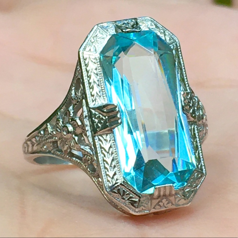 Intricate Art Deco Sterling Silver Blue Topaz Ring - Picture 2 of 15